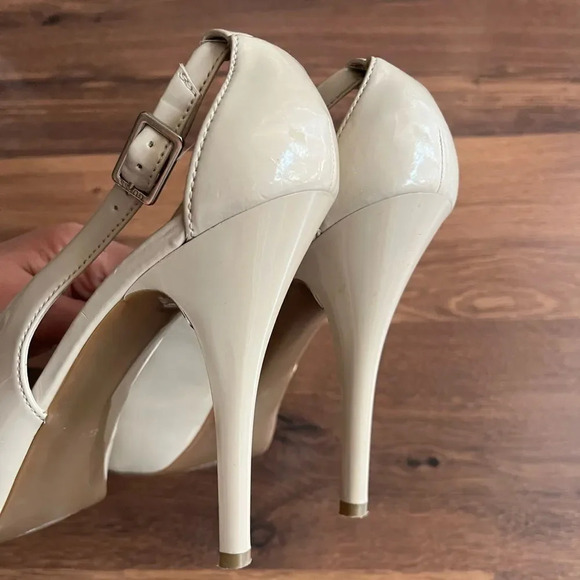 Guess Peeptoe High Heels in Nude - Picture 14 of 14